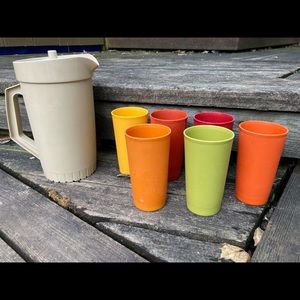 Vintage VTG Tupperware Pitcher Water Juice and Cups Set